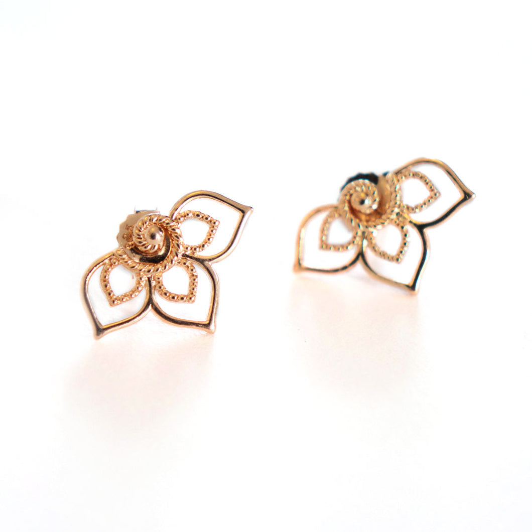 Trillium Stud Earrings in rose gold toned blush silver, Floral 3 leaf design
